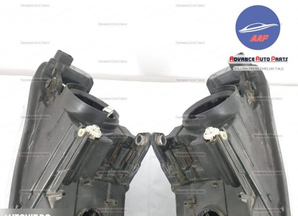 Far stanga originala in stare buna Skoda  Superb  3 [2015 - 2020] - imagine 14