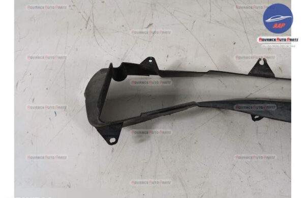 Deflector Aer Central original Maserati  Ghibli  3 [2013 - 2018] - imagine 8