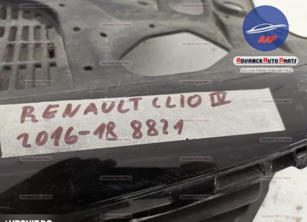 Grila centrala originala in stare buna Renault  Clio  4 [facelift] [2016 - 2019] - imagine 8