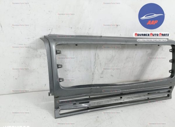 Grila centrala originala Mercedes-Benz  G-Class  W461 [facelift] [2009 - 2013] - imagine 2
