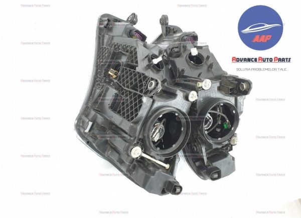 Far stanga originala in stare buna Skoda  Superb  3 [2015 - 2020] - imagine 18