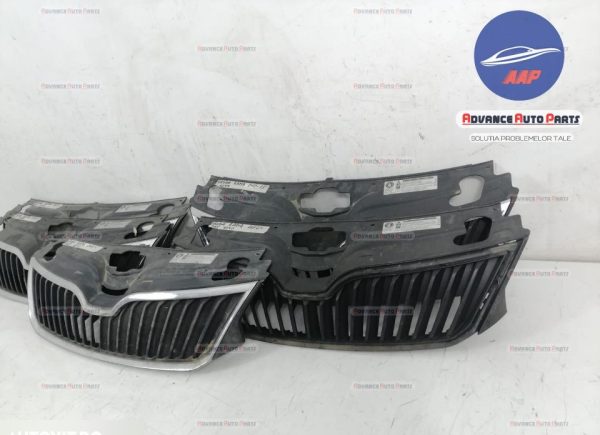 Grila centrala originala in stare buna Skoda Rapid 1 [2012 - 2017] Skoda  Rapid 1 [2012 - 2017] - imagine 4