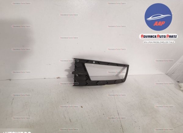 Grila proiector stanga  originala in stare buna Skoda  Rapid  3 [2012 - 2017] - imagine 2
