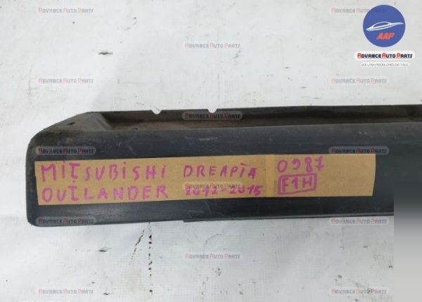 Ornament prag dreapta original in stare buna Mitsubishi  Outlander  3 [2012 - 2014] - imagine 6
