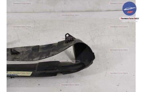 Deflector Aer Central original Maserati  Ghibli  3 [2013 - 2018] - imagine 2