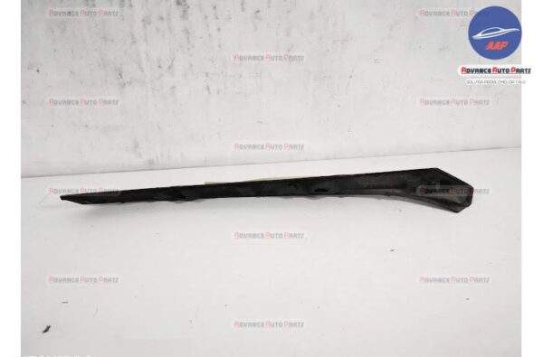 Extensie Stanga Grila Centrala originala Honda  Civic  10 [2015 - 2020] - imagine 4