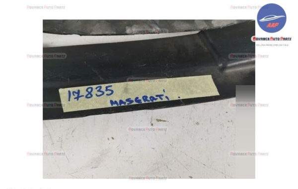 Deflector Aer Central original Maserati  Ghibli  3 [2013 - 2018] - imagine 9