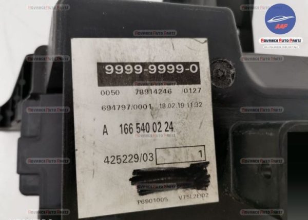 Cutie sigurante originala in stare buna Mercedes-Benz  M-Class  W166 [2011 - 2015] - imagine 6