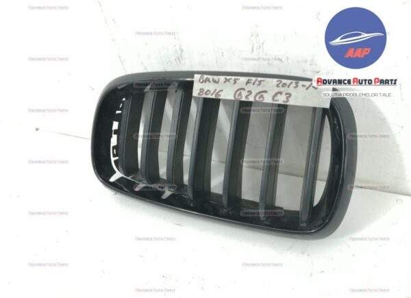 Grila centrala stanga cod 7316053 - originala BMW  X5  F15 [2013 - 2018]