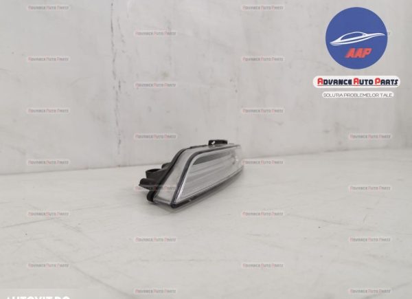 Daylight dreapta cu LED - in stare buna Porsche  Cayenne  958 [facelift] [2014 - 2018] - imagine 5