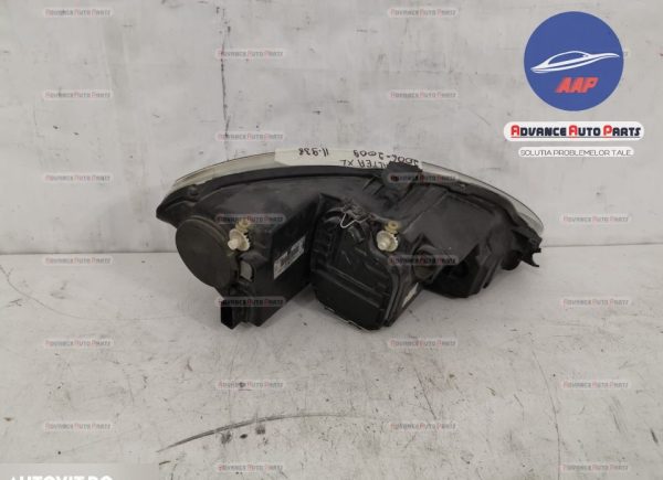 Far Stanga original cu halogen Seat  Altea  1 [2004 - 2009] - imagine 5