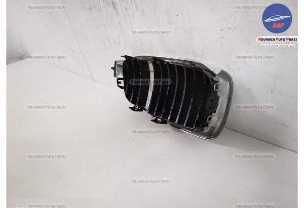 Grila Centrala Nara Stanga originala BMW  Seria 3  F30/F31/F34 [2011 - 2016] - imagine 6
