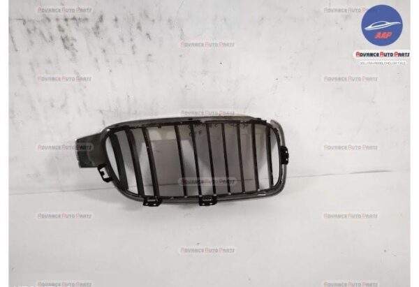 Grila Centrala Nara Stanga originala BMW  Seria 3  F30/F31/F34 [2011 - 2016] - imagine 4