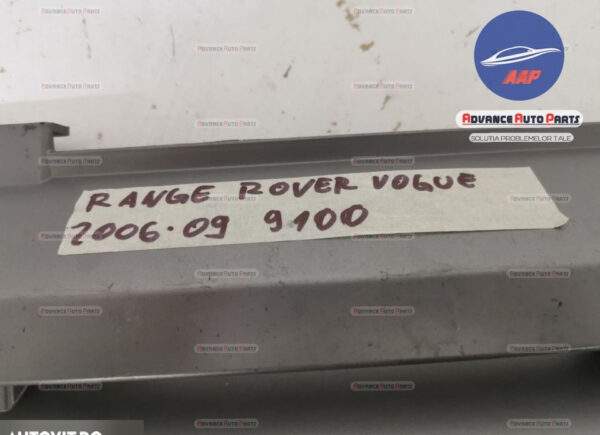 Grila centrala originala in stare buna Vogue Land Rover  Range Rover  3 [facelift] [2005 - 2009] - imagine 8