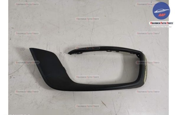Ornament Stanga Grila Proiector original Renault  Megane  3 [facelift] [2012 - 2014] - imagine 2