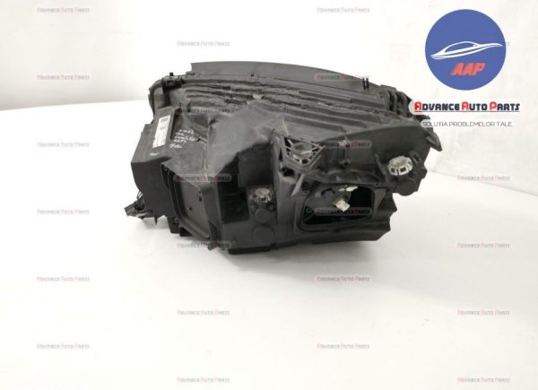 Far dreapta cu full LED si LHP original in stare buna Mercedes-Benz  GLC  1  [2015 - 2020] - imagine 10