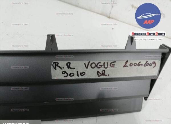 Grila ventilatie dreapta originala Vogue Land Rover Range Rover 3 [facelift] [2005 - 2009] Land Rover  Range Rover 3 [facelift] [2005 - 2009]