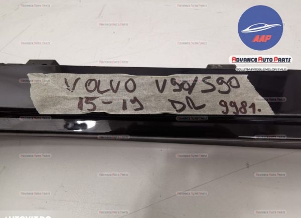 Ornament prag dreapta cod 31672372 - original Volvo  V90  2 [2016 - 2020] - imagine 7