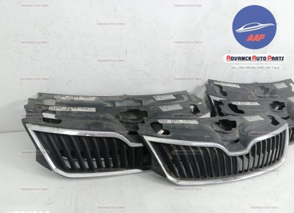 Grila centrala originala in stare buna Skoda Rapid 1 [2012 - 2017] Skoda  Rapid 1 [2012 - 2017] - imagine 5