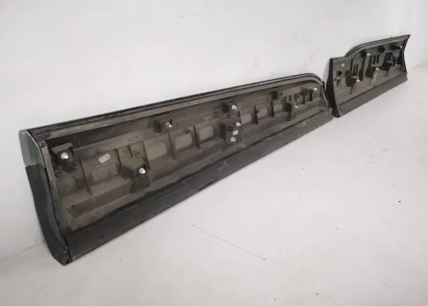 Bandou Usa Stanga Spate Fata original Audi  Q7  4M [2015 - 2020] - imagine 4