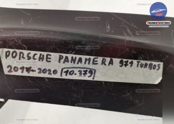 Difuzor fusta bara spate Turbo original Porsche  Panamera  971 [2016 - 2020] - imagine 4