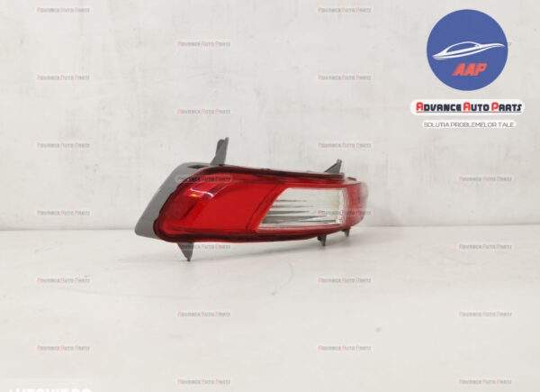 Stop dreapta cu halogen  original in stare buna Kia  Sportage  3 [2010 - 2014] - imagine 2