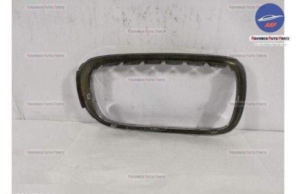 Ornament Cromat Grila Radiator Stanga originala BMW  X5  F15 [2013 - 2018] - imagine 4