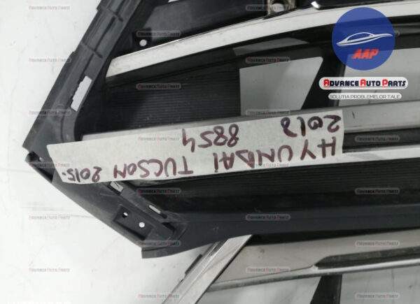 Grila centrala originala Hyundai Tucson 3 [2015 - 2020] Hyundai  Tucson 3 [2015 - 2020] - imagine 3