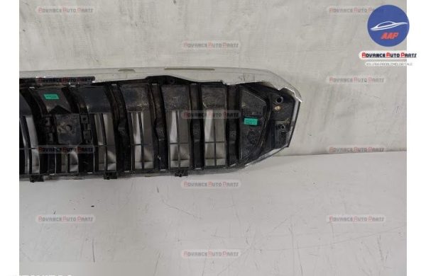 Grila Centrala Radiator  originala Suzuki  SX4  2  [ 2 facelift] [2016 - 2020] - imagine 6