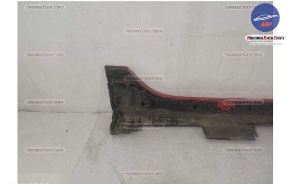 Ornament Prag Dreapta originala Honda  Civic Type R  10 [2017 - 2019] - imagine 4