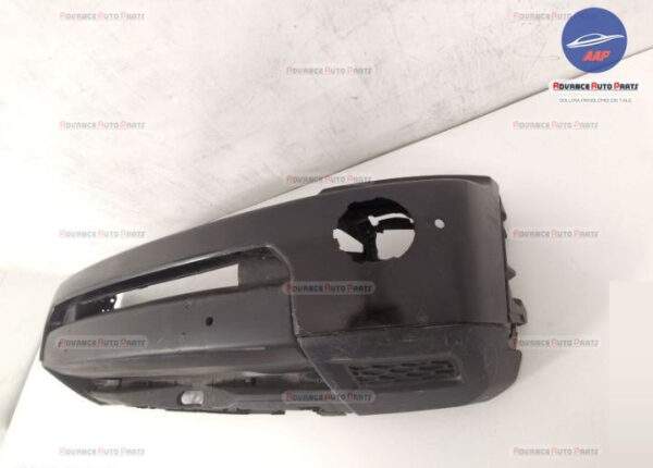Bara fata Range Rover Discovery 4 an 2009-2013 cu senzori si spalatori originala in stare buna Land Rover  Discovery  4 [2009 - 2013] - imagine 3