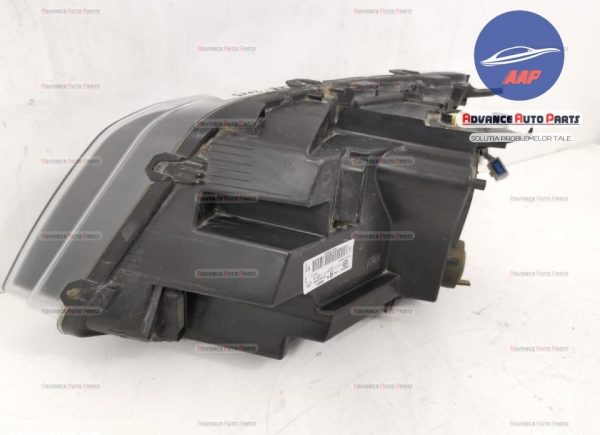 Far dreapta bi xenon si led - original Volkswagen VW  Amarok  1 [facelift] [2016 - 2020] - imagine 5