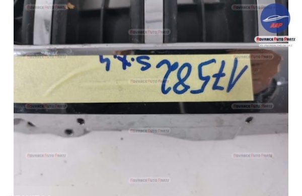 Grila Centrala Radiator  originala Suzuki  SX4  2  [ 2 facelift] [2016 - 2020] - imagine 7
