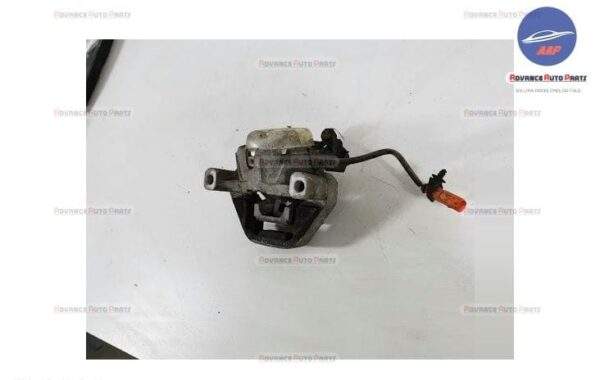 Tampon Motor Stanga original cu senzori Audi  A7  4G [2010 - 2014] - imagine 4