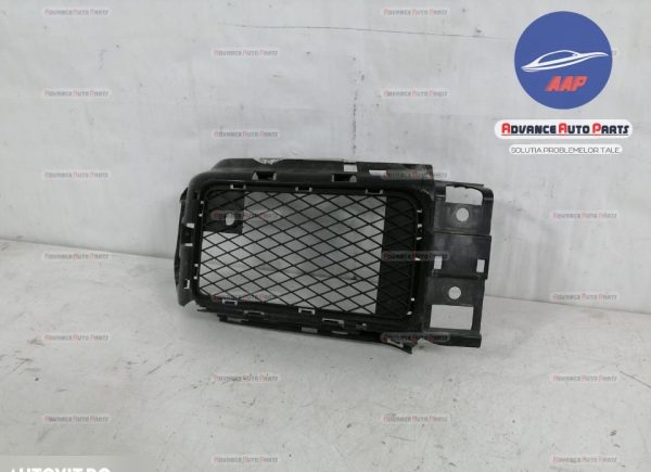 Grila proiector stanga originala in stare buna Mercedes-Benz  G-Class  W463 [2th facelift] [2012 - 2015] - imagine 3
