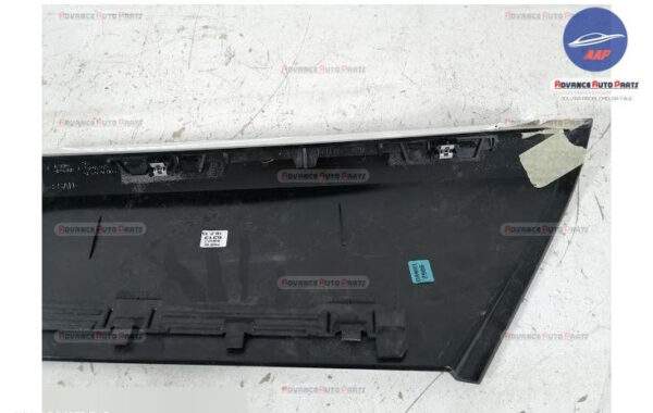 Acoperire Usa Dreapta Spate originala Land Rover  Discovery  4 [2009 - 2013] - imagine 3