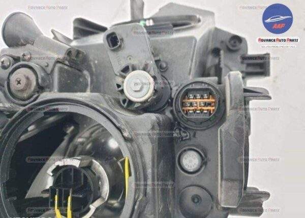 Far stanga halogen si led original in stare buna Kia  Rondo  1 [facelift] [2010 - 2012] - imagine 10