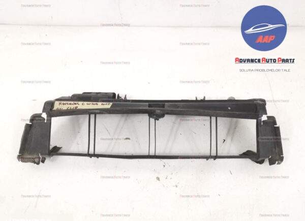 Deflector aer original in stare buna Mercedes-Benz  C-Class  W204/S204 [2007 - 2012]