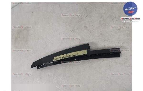 Ornament Exterior Stalp B Usa Dreapta Spate Land Rover  Discovery  4 [facelift] [2013 - 2016] - imagine 2