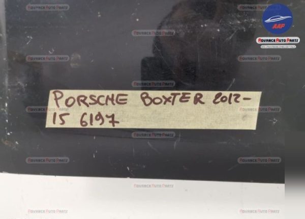 Prag dreapta originala in stare buna Porsche  Boxster  981 [2012 - 2015] - imagine 6