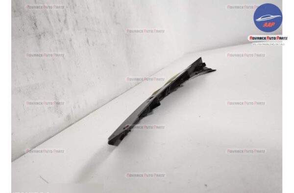 Extensie Stanga Grila Centrala originala Honda  Civic  10 [2015 - 2020] - imagine 5