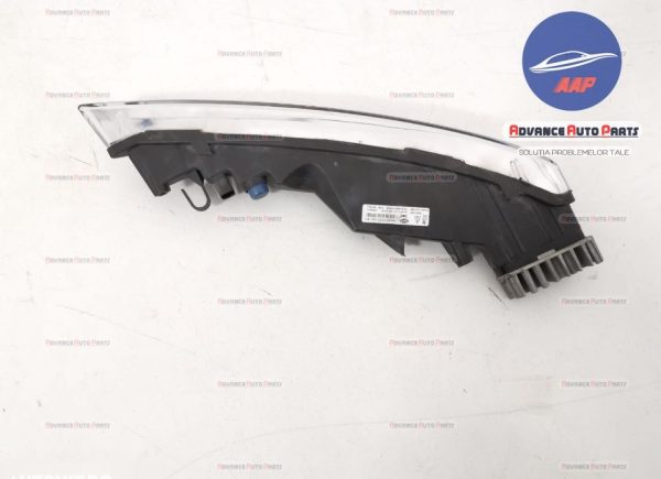 Daylight dreapta cu LED - in stare buna Porsche  Cayenne  958 [facelift] [2014 - 2018] - imagine 3