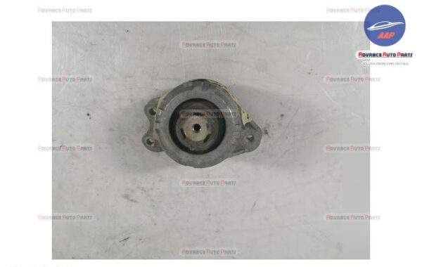Tampon Motor Dreapta original Mercedes-Benz  C-Class  W205/S205/C205 [2014 - 2018] - imagine 6