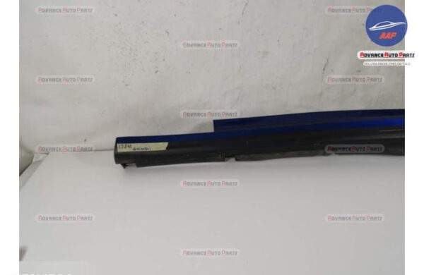 Ornament Prag Stanga original Maserati  Ghibli  3 [2013 - 2018] - imagine 4