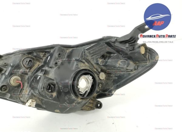 Far dreapta cu halogen original in stare buna Toyota  Yaris  3 [facelift] [2014 - 2017] - imagine 5
