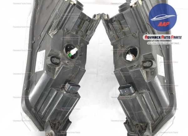 Far stanga originala in stare buna Skoda  Superb  3 [2015 - 2020] - imagine 15