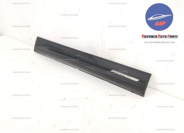 Ornament usa fata stanga original in stare buna Land Rover  Range Rover Sport  1 [2005 - 2009] - imagine 2