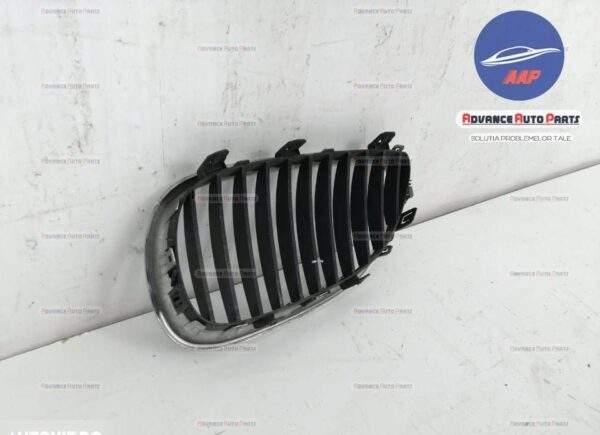 Grila dreapta originala BMW  Seria 5  E60/E61 [2003 - 2007] - imagine 2