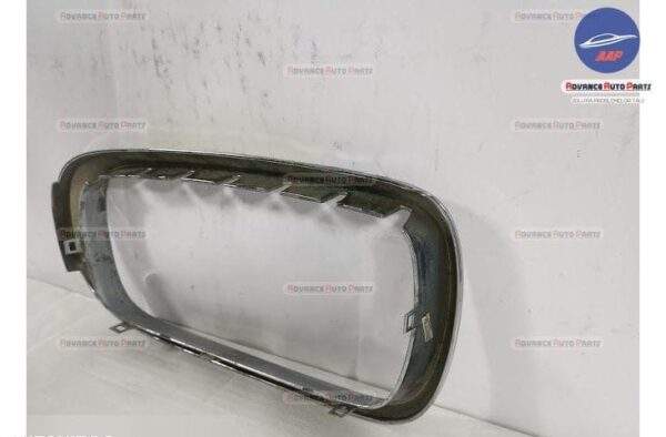 Ornament Cromat Grila Radiator Stanga originala BMW  X5  F15 [2013 - 2018] - imagine 5