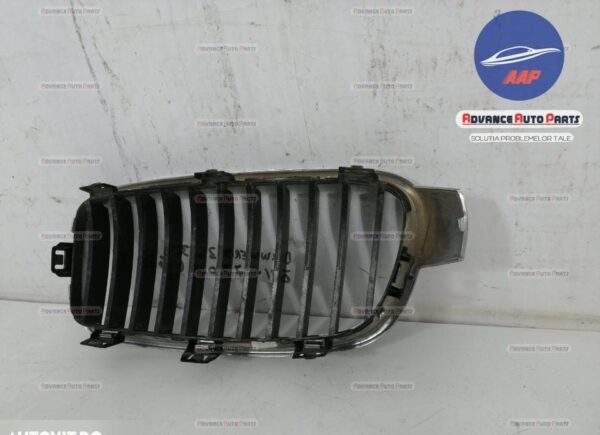 Grila centrala dreapta originala BMW  Seria 3  F30/F31/F34 [2011 - 2016] - imagine 5